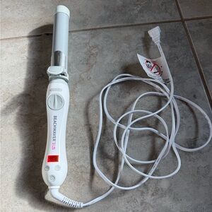 The Beachwaver Co. S1.25 Rotating Curling Iron